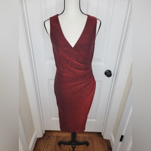 Dresses & Skirts - NWOT - Elegant Red Shimmer Sleeveless Dress